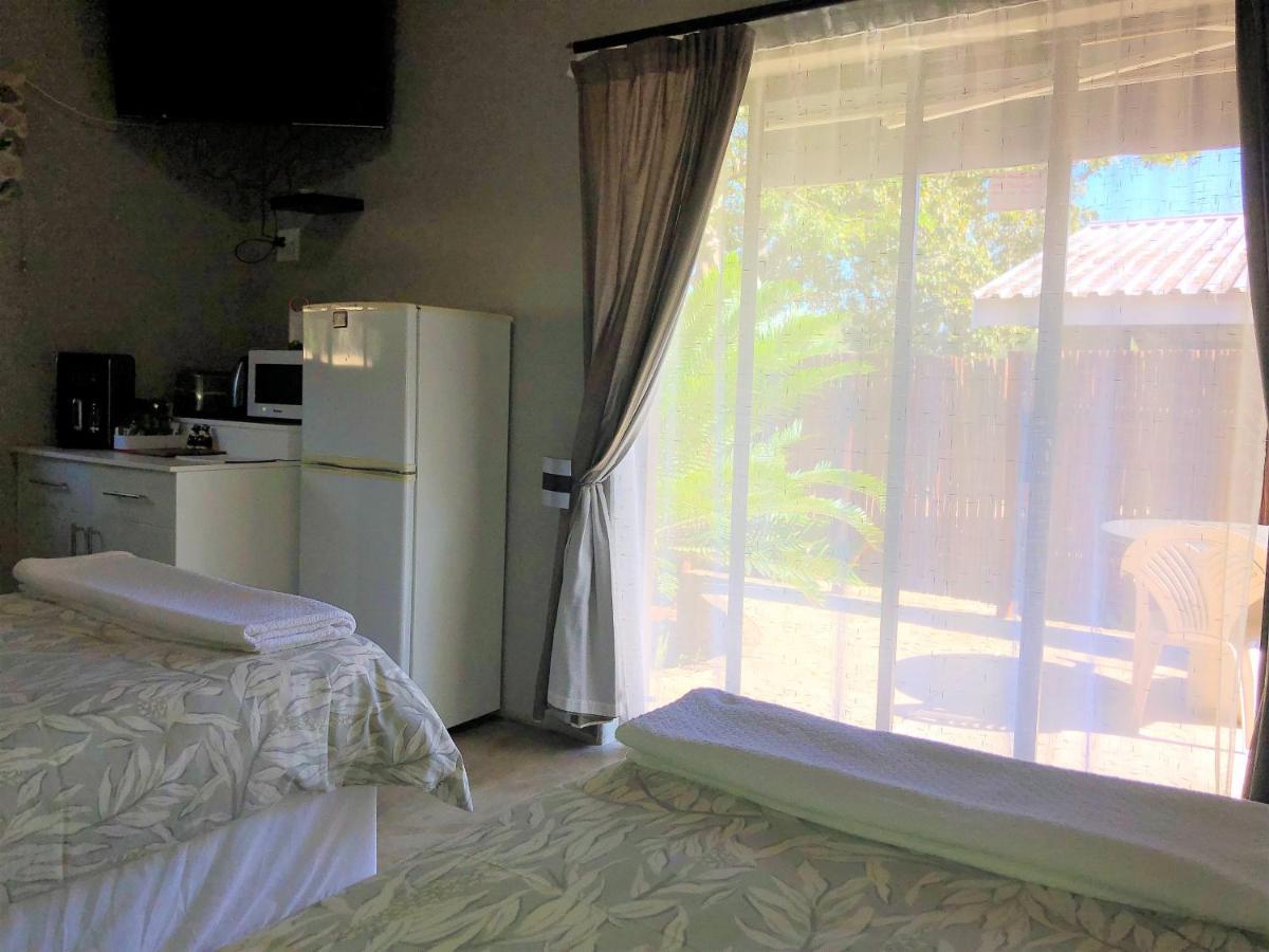 Gecko Cottages Hectorspruit ภายนอก รูปภาพ
