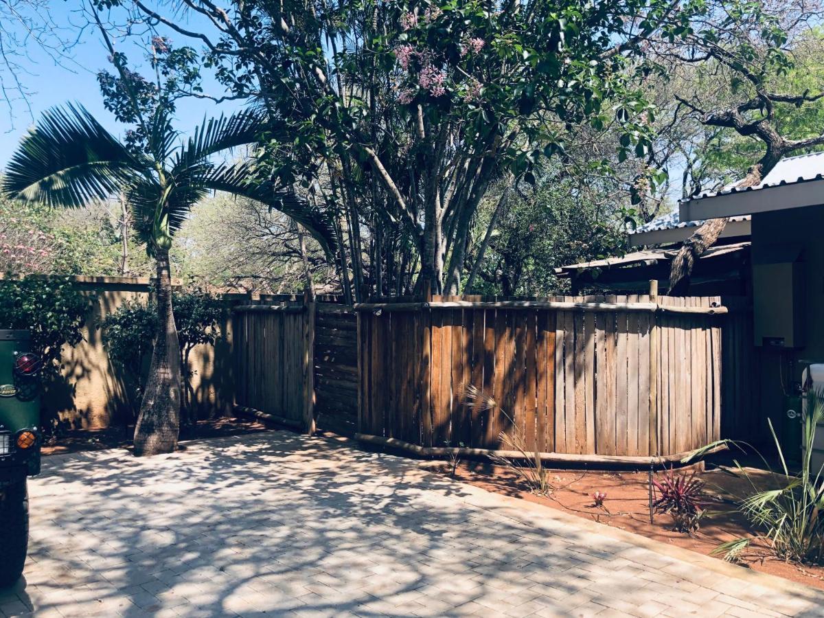 Gecko Cottages Hectorspruit ภายนอก รูปภาพ